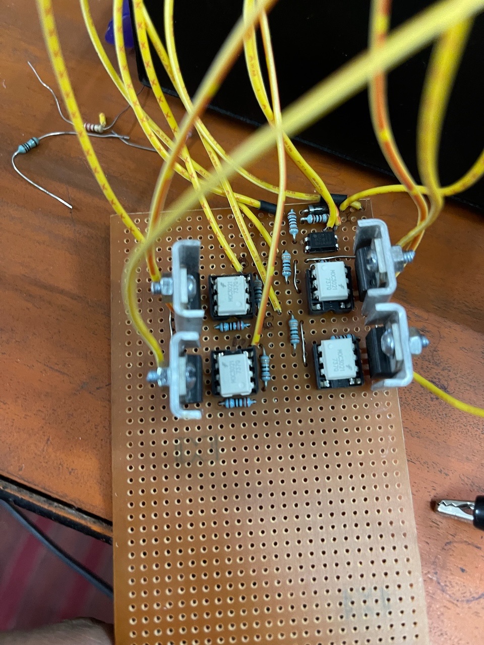 SCR AC Voltage Controller Circuit